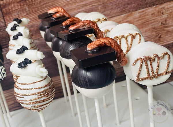 Graduation Cake Pops-Cake Ballerina-Cake Pops